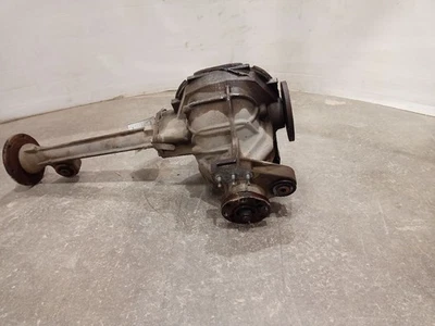 3.73 Ratio Front Carrier Axle from 2003 Ford Expedition 11850673 Foto 1 de 4