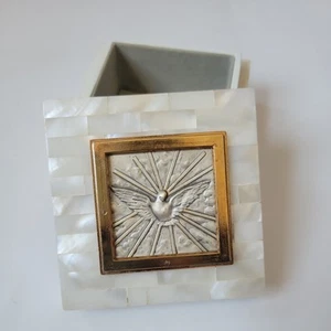 VTG Mother of Pearl Silver Holy Spirit Dove AN ag 1g 22 ASA Trinket Box Lined  - Picture 1 of 10