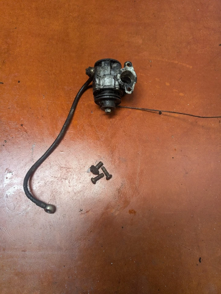 Conjunto de bomba de aceite Yamaha DT1 250 1970 genuino 214-13101-04 RT3 DT3 DT2 RT1 RT2 Foto 1 de 4