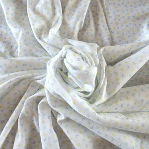 Stoff ABC Material Nähen Handarbeit dehnbar Maße 65 x 72 zwei volle Yards - Bild 1 von 4