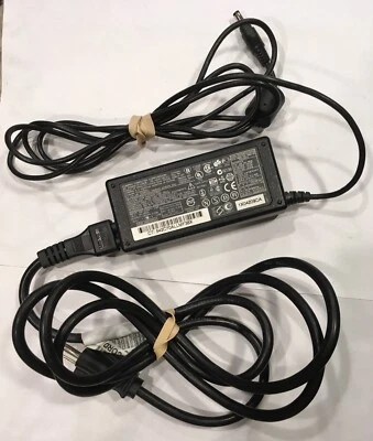Genuine Compaq PA-1600-02 Laptop AC Adapter Power Supply Charger Cord OEM - Image 1 of 4