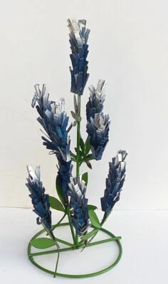 METAL YARD ART BLUEBONNET FLOWER CLUSTER SCULPTURE 20" TALL - Image 1 of 3
