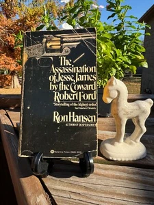 The Assassination of Jesse James the Coward Ron Hansen Paperback PB 1984 Book - Picture 1 of 5