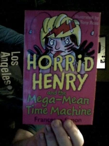 HORRID HENRY & MEG-MEAN TIME MACHINE PAPERBACK SIMON CHRISTMAS   FREE UK POST - Picture 1 of 1