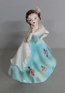 Vintage Porcelain Ceramic Figurine Lady In Fancy Gown - Picture 1 of 5