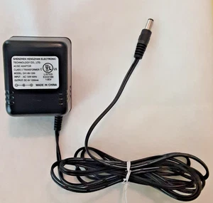 Shark Euro-Pro Portable Sewing Machine Model 1941 AC Power Supply (H) - Picture 1 of 3