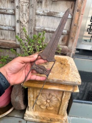 Antigua hoja de espada daga india de hierro forjado a mano Rajasthan Rajput Katar Foto 1 de 4