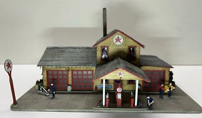 BUILT - Microscale Models “Texaco Gas Station” HO  - Image 1 of 4
