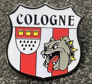 Pin Cologne Wappen Bulldogge - Bild 1 von 1