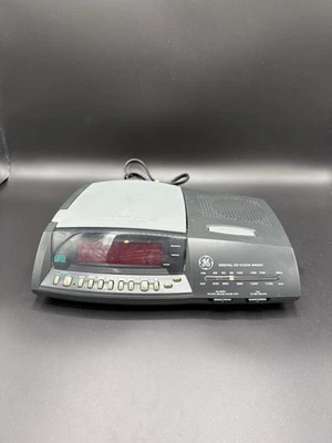 Vintage GE Digital CD Clock Radio CD Player Combo 7-4890A Tested & Working! - Image 1 of 4