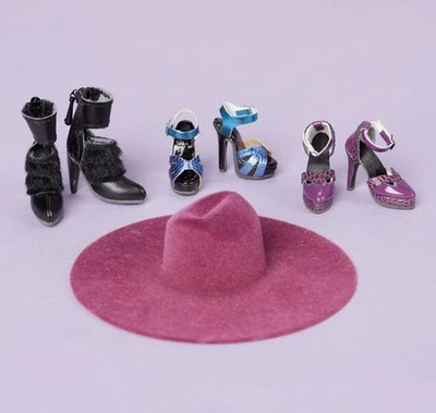 12" Integrity Toys Color Infusion Style Lab Shoes Pack 2~Premiere Convention~New - Image 1 of 4