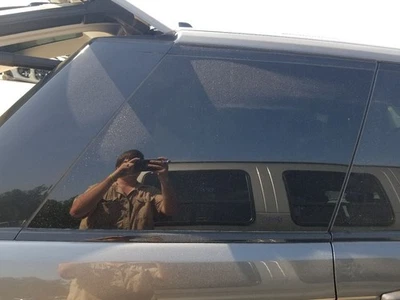 16 2016 RANGE ROVER QUARTER GLASS RIGHT PASSENGER  Foto 1 de 4