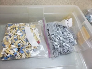 Lote surtido de Lego, piezas y piezas, 2 lb, tal cual, bolsa # 5, solo piezas - Imagen 1 de 10