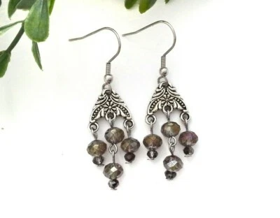 Lindos brincos pendurados pequenos lustre cores profundas estilo vintage vitoriano - Imagem 1 de 4