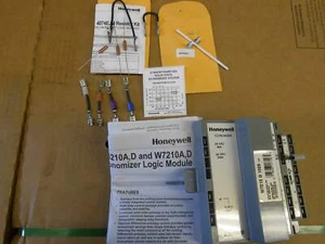 HONEYWELL W7210D1005 S.S ECONOMIZER PACKAGE W/U SERIES 72 (2-10V) ACTUATOR - Picture 1 of 4