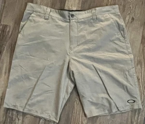 Oakley Shorts Herren ~ Gr. 40 Regular Fit leichte Boardshorts - Bild 1 von 6