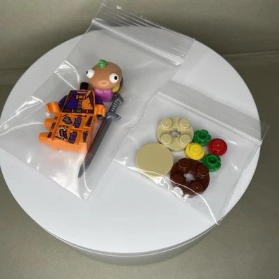 New Lego Fortnite Beef Boss Minifigure Durr Burger Restaurant Set 77076 - Image 1 of 4