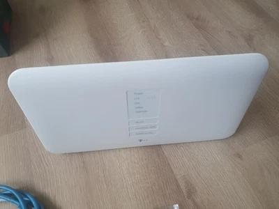 Telekom Speedport Hybrid LTE 1300 Mbps 4-Port Wi-Fi Wlan DSL Router Modem  - Bild 1 von 3
