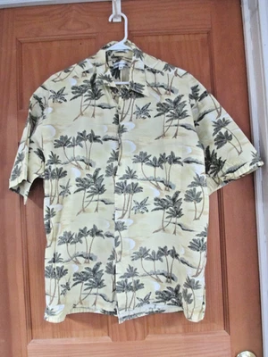 Men's PIERRE CARDIN Hawaiian Tropical Beachy Palm Tree Button Up Shirt Size XL - Image 1 of 4