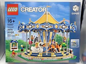 1x LEGO PRINTED TILE 2 x 2 Spare From The Lego Carousel Set 10257 NEW A04 