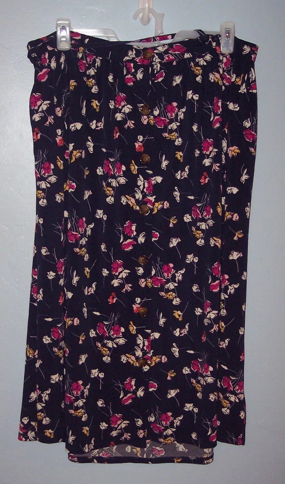 Long Skirt Blue Floral Design Size 1x Terra & Sky Flowy Stretch Button Down