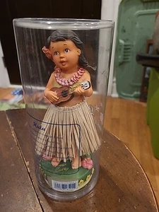 Muñeca Hula Hawaiana Wiggle 7.5" Y36 - Imagen 1 de 6