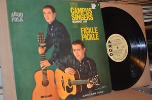 THE CAMPUS SINGERS: LIVE AT THE FICKLE PICKLE; MINT- W.L. PROMO LP; NOT ON CD - Imagen 1 de 2