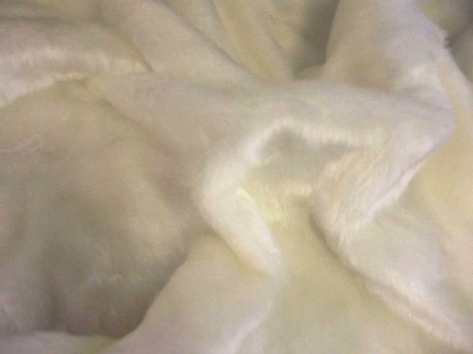 CRS FUR FABRICS SHORT PLUSH Care Bear Faux Fur Fabric Material - ECRU