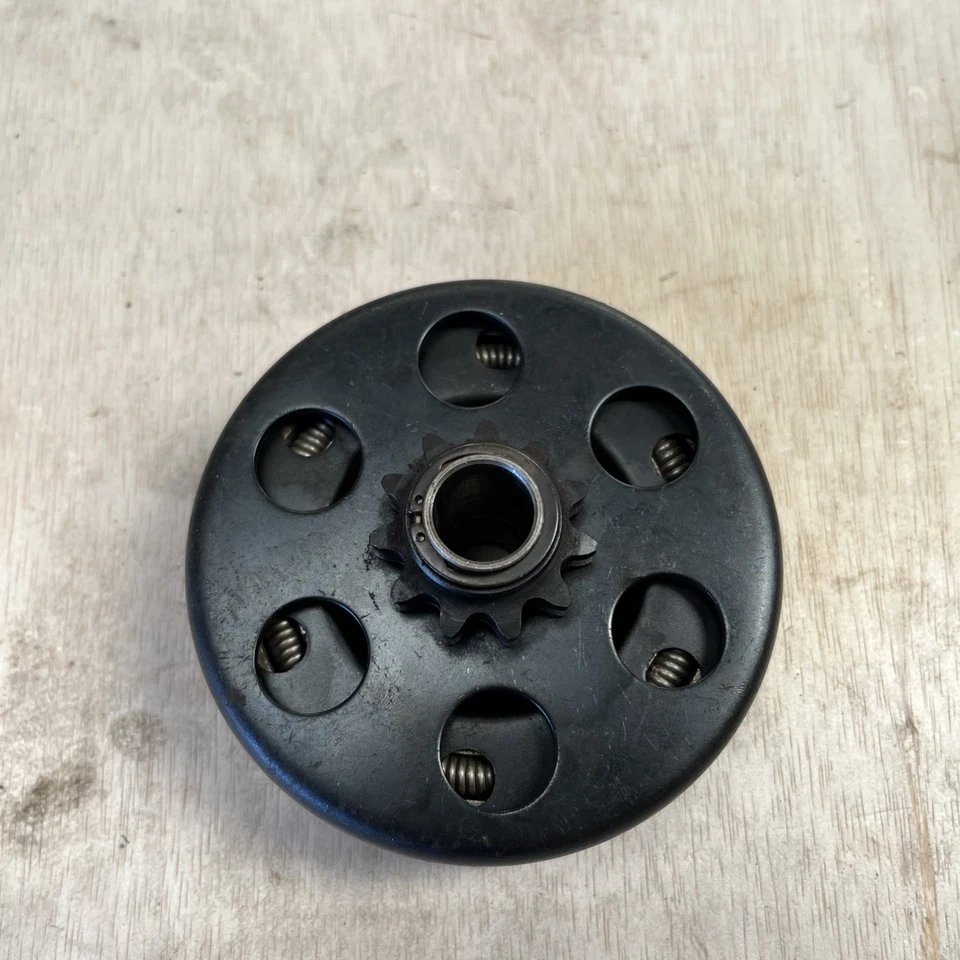 Centrifugal Clutch Max-Torque. 11T . 5/8”. . 35chain. ss1158 Go-Kart - Image 1 of 4