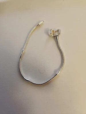 Brazalete Brazalete Pandora 925 Starter Plata Esterlina con Dije Foto 1 de 4