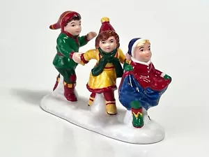 DEPT 56 VILLAGGIO DELLA NEVE - LI CONDUSSE PER LE STRADE DELLA CITTÀ 54927 FIGURINA SINGOLA - Foto 1 di 3