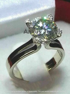 Anillo de compromiso solitario MOISSANITE de corte redondo de 1,95 quilates en oro blanco sólido de 14 k - Imagen 1 de 4