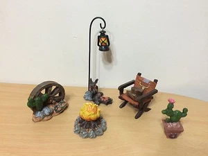 Miniature Collectible Western Mini Garden Furniture Southwest House Accent Decor - Picture 1 of 2