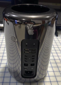 Apple Mac Pro 6-core Xeon E5 3.5GHz 64GB RAM 1TB SSD Dual FirePro D500 3GB A1481 - Picture 1 of 4