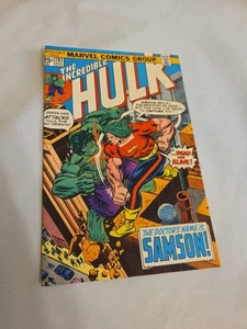 INCREDIBLE HULK #193 classico Hulk vs Doc Samson battaglia 1975 Marvel Comics - Foto 1 di 12