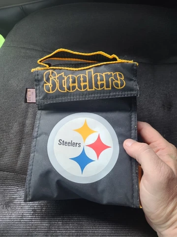 Nice NFL Pittsburgh Steelers Insulated Lunchbag Cover