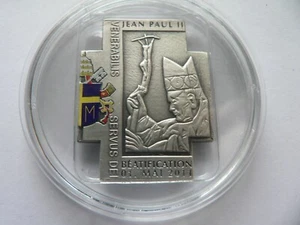Münze Kamerun 100 Francs 2011 Papst Paul II Farbmünze - Bild 1 von 2