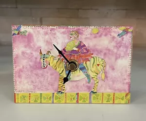 Judie Bomberger Circus Rider 1997 kleine 3 1/4 x 5 Schreibtisch Regal Uhr - Bild 1 von 6