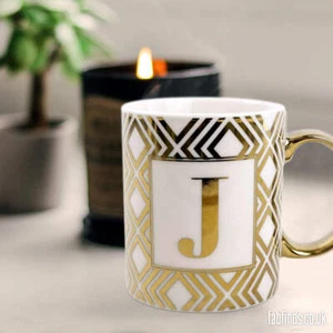 Tazza J lato dritto iniziale motivo oro 8 cm - Foto 1 di 3