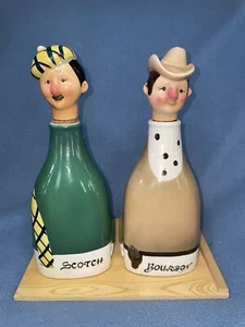 Set Vintage Porcellana Giapponese Borbone e Scotch Music Box Decanter Opere Musicali - Foto 1 di 20
