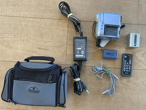 Sony Handycam DCR-PC 103E PAL (lire description) - Photo 1/17