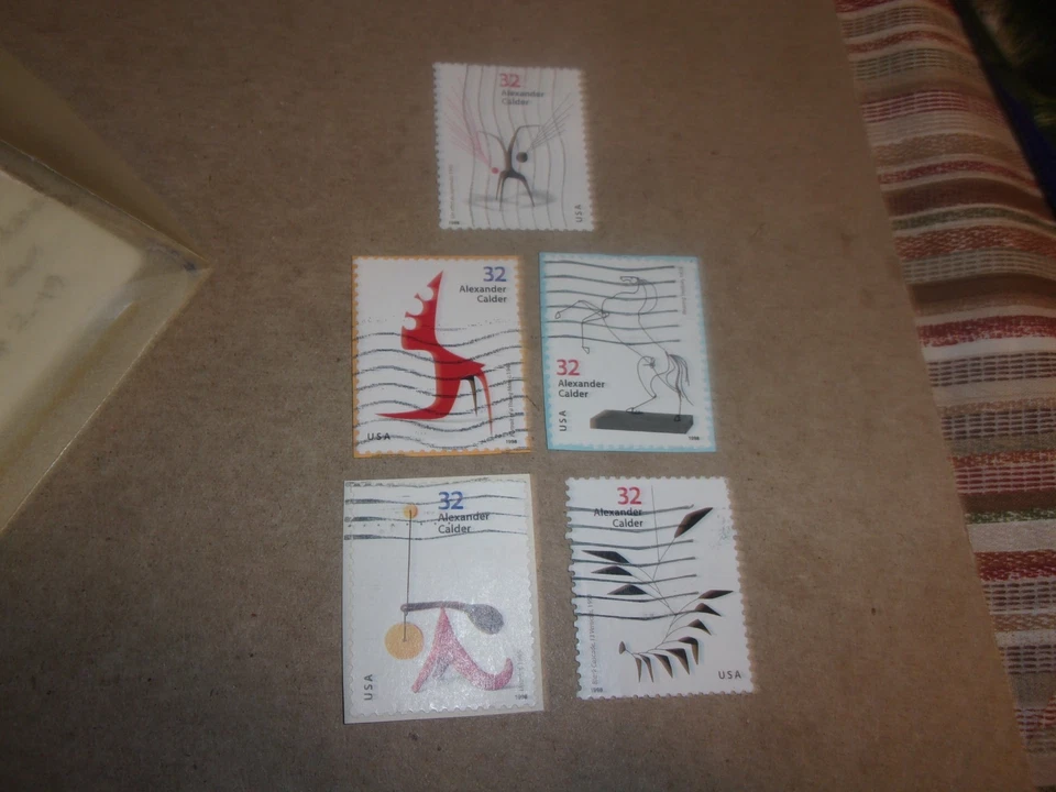 USA Used, 1998 Issue, 32 Cent Alexander Calder (Set of 5). Scott #3198-3202 - Image 1 of 1