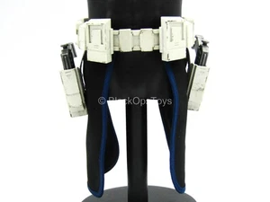 1/6 Scale Toy Star Wars - Captain Rex - DC-17 Hand Blasters w/Belt & Skirt - Picture 1 of 10
