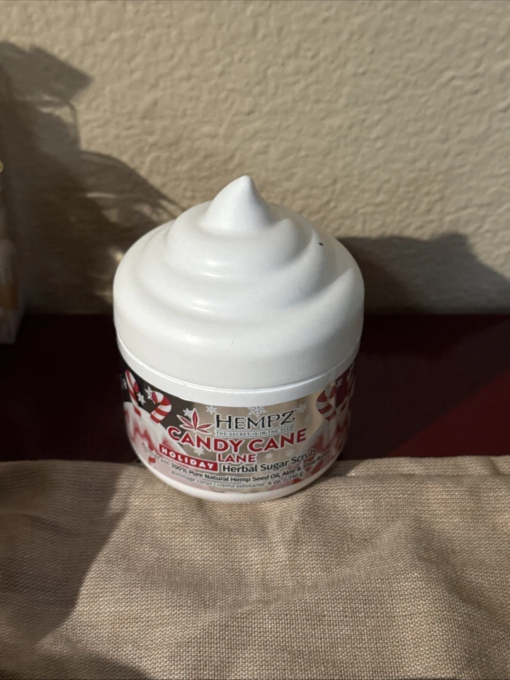 Hempz Limited Edition Candy Cane Lane Exfoliating Body Scrub (4 Oz) – Yummy Ho