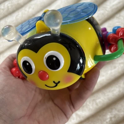 The Learning Journey Early Learning – Crawl About Bee Musical Crawling Aid - Image 1 of 4