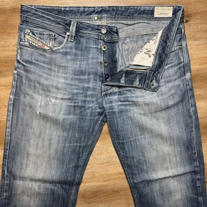 Diesel Jeans Men 36x34 Blue Larkee Straight Leg Faded Cotton Hemmed 32" 0074G - Picture 1 of 13