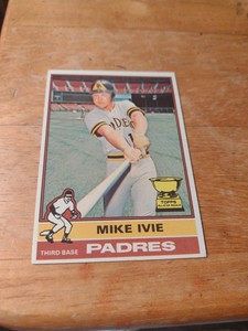 1976 Topps Baseball Mike Ivie #134 San Diego Padres Rookie NM 