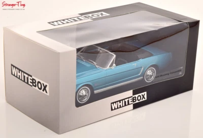 Caja Blanca Ford Mustang Convertible Azul Metálico 1965 Escala 1/24 Foto 1 de 4