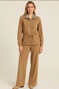 Vintage St. John Sport Woman’s Two Piece Designer Khaki Safari Set Size Large - Picture 1 of 12