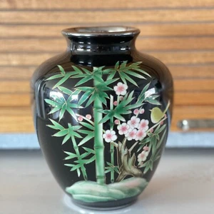 Jarrón japonés de porcelana bambú flor de cerezo pájaro dorado Fuji Cloisonne - Imagen 1 de 4